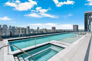 121 NE 5th, Miami, FL 33132 - Photo 3