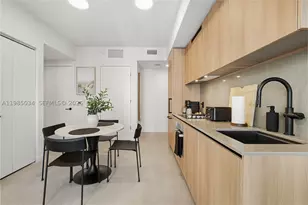 121 NE 5th, Miami, FL 33132 - Photo 11