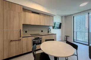 121 NE 5th, Miami, FL 33132 - Photo 9