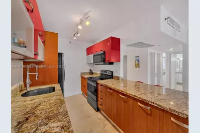 100 Lincoln #308, Miami Beach, FL 33139 - Photo 5