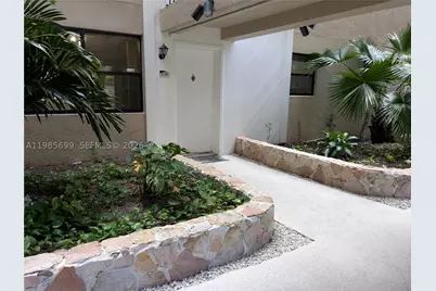 601 Ives Dairy #103-8, Miami, FL 33179 - Photo 55