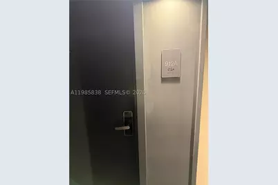 121 NE 5th #912A, Miami, FL 33132 - Photo 33