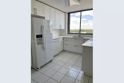 441 Valencia #803, Coral Gables, FL 33134 - Photo 9