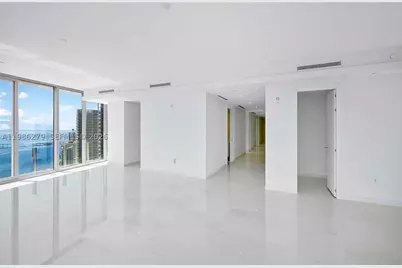 300 Biscayne Blvd #4901E, Miami, FL 33131 - Photo 9