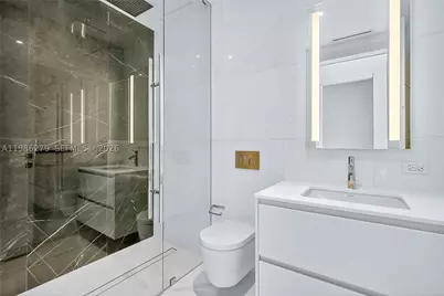 300 Biscayne Blvd #4901E, Miami, FL 33131 - Photo 23
