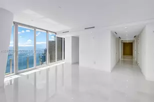 300 Biscayne Blvd, Miami, FL 33131 - Photo 11