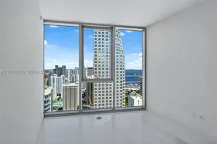 300 Biscayne Blvd, Miami, FL 33131 - Photo 19