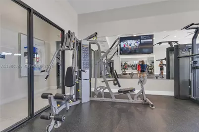 21068 NE 8th, Miami, FL 33179 - Photo 35