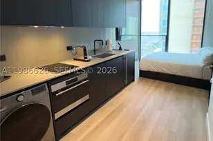 20 NE 11th, Miami, FL 33132 - Photo 5