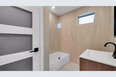 8850 NE 4th, El Portal, FL 33138 - Photo 15
