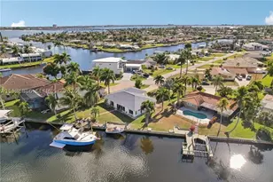 1819 SE 43, Cape Coral, FL 33904 - Photo 45