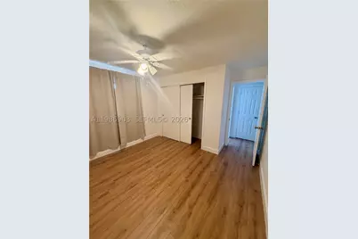 11201 NE 3rd, Miami, FL 33161 - Photo 19