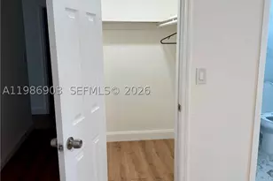 11201 NE 3rd, Miami, FL 33161 - Photo 25