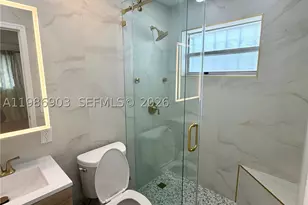 11201 NE 3rd, Miami, FL 33161 - Photo 27