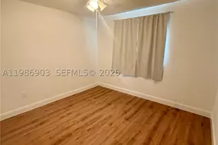 11201 NE 3rd, Miami, FL 33161 - Photo 17