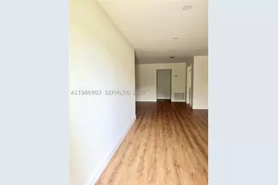 11201 NE 3rd, Miami, FL 33161 - Photo 3