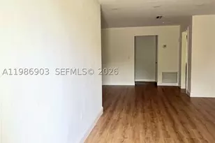 11201 NE 3rd, Miami, FL 33161 - Photo 3