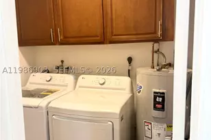 11201 NE 3rd, Miami, FL 33161 - Photo 11