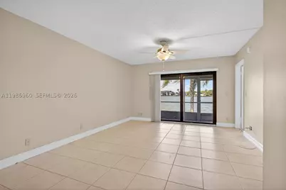 5520 Lakeside #105, Margate, FL 33063 - Photo 15