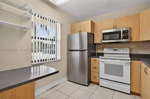 5520 Lakeside, Margate, FL 33063 - Photo 13