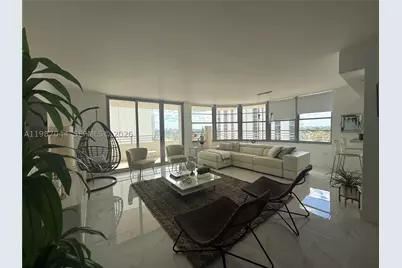 5555 Collins #8R, Miami Beach, FL 33140 - Photo 3