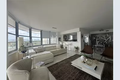 5555 Collins #8R, Miami Beach, FL 33140 - Photo 9
