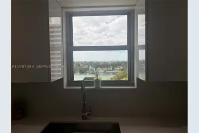 5555 Collins #8R, Miami Beach, FL 33140 - Photo 23