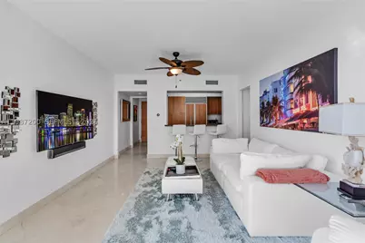1500 Ocean #907, Miami Beach, FL 33139 - Photo 3
