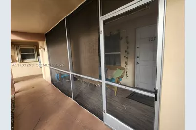 100 SE 6th #107, Pompano Beach, FL 33060 - Photo 5