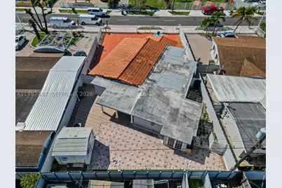 871 SE 5th, Hialeah, FL 33010 - Photo 5