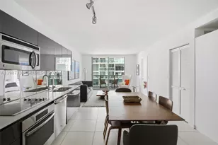 31 SE 6th, Miami, FL 33131 - Photo 3