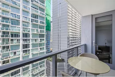 31 SE 6th #2504, Miami, FL 33131 - Photo 19