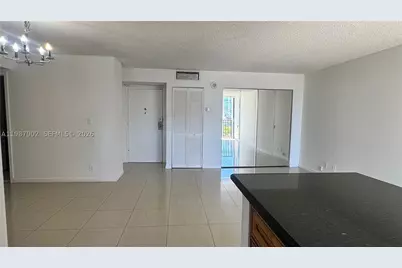 17021 N Bay #1015, Sunny Isles Beach, FL 33160 - Photo 27