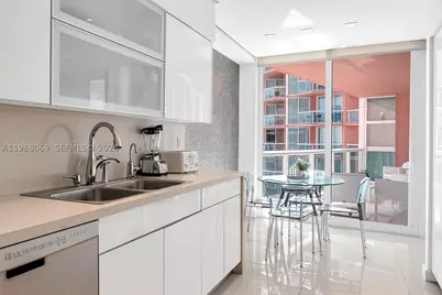 3370 Hidden Bay #2210, Aventura, FL 33180 - Photo 33
