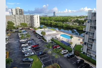 3475 N Country Club #202, Aventura, FL 33180 - Photo 3