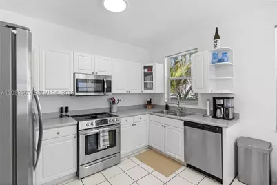 1120 Canella, Hollywood, FL 33019 - Photo 5
