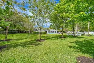 10705 SW 128th, Miami, FL 33176 - Photo 35