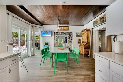 212 SW 1st, Hallandale Beach, FL 33009 - Photo 13