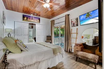 212 SW 1st, Hallandale Beach, FL 33009 - Photo 23