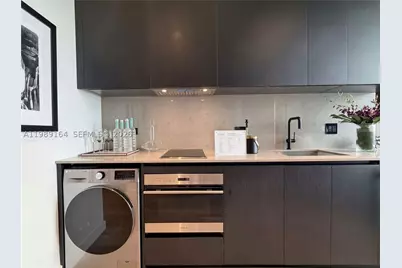 20 NE 11th #4803A, Miami, FL 33132 - Photo 11