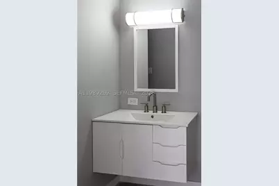 17021 N Bay #428, Sunny Isles Beach, FL 33160 - Photo 33
