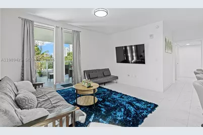 1850 Monroe #309, Hollywood, FL 33020 - Photo 3