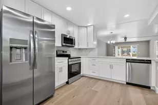 12500 SW 5th, Pembroke Pines, FL 33027 - Photo 1