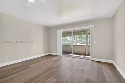 12500 SW 5th #109M, Pembroke Pines, FL 33027 - Photo 7