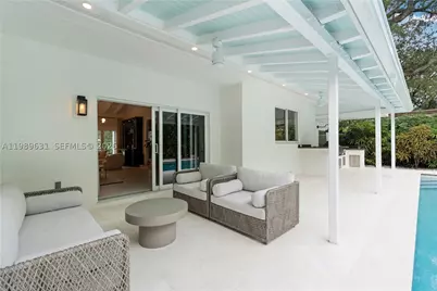 426 Hardee, Coral Gables, FL 33146 - Photo 17