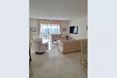 1025 SE 3rd #401, Dania Beach, FL 33004 - Photo 3
