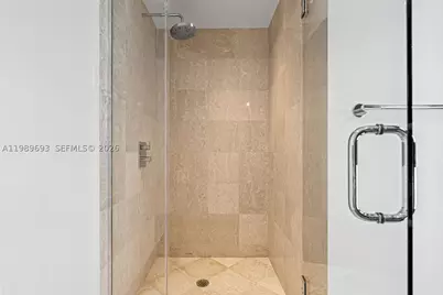 200 Biscayne Boulevard #3707, Miami, FL 33131 - Photo 27