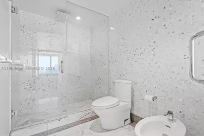 200 Biscayne Boulevard #3707, Miami, FL 33131 - Photo 23