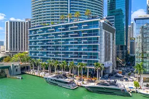 200 Biscayne Blvd, Miami, FL 33131 - Photo 1