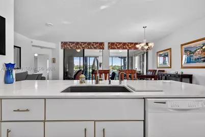 8033 Aberdeen #102, Boynton Beach, FL 33472 - Photo 13